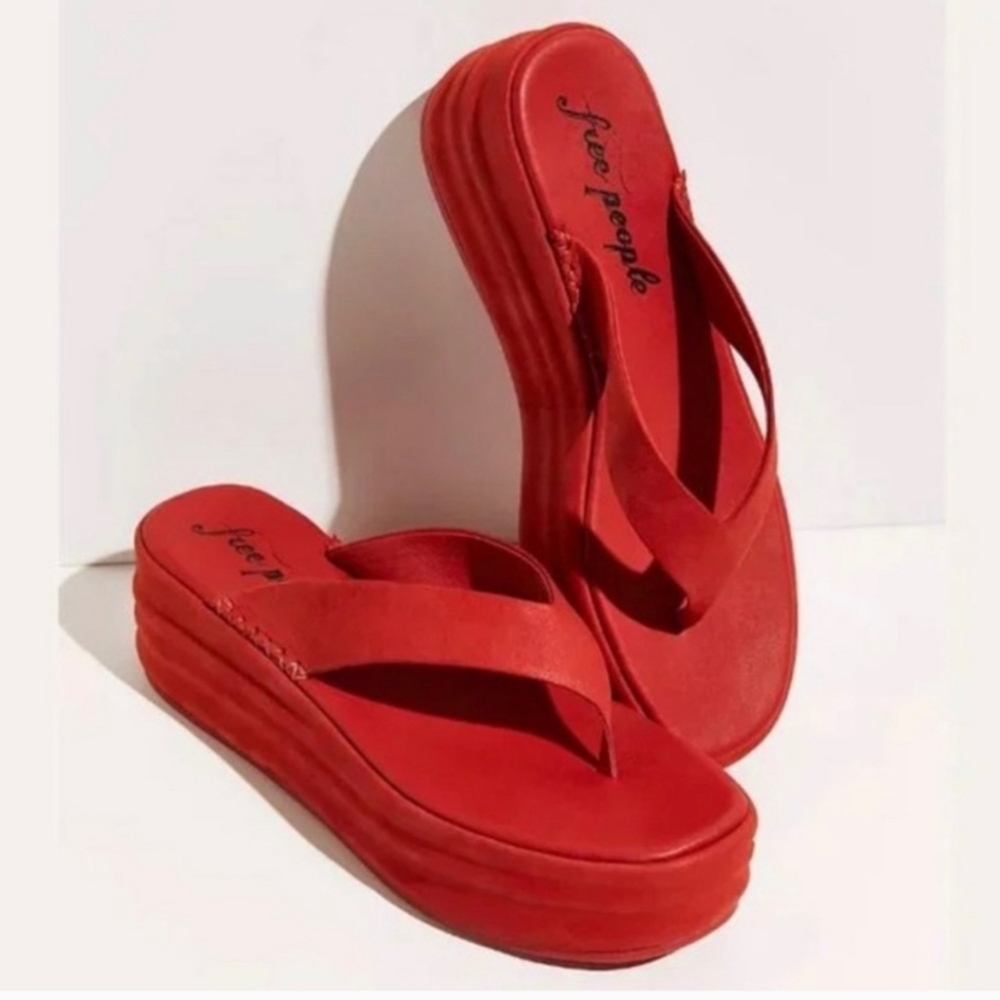 Free People Haven Thong Flatform Sandals in Flame - New